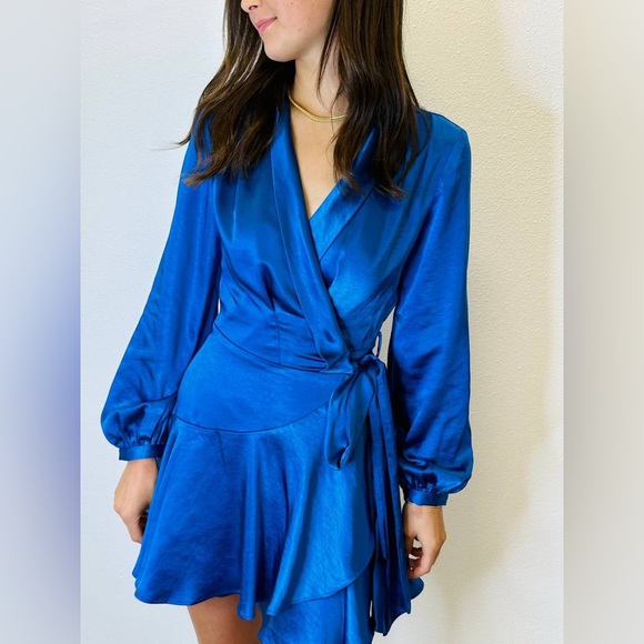 Lucy Paris Dresses & Skirts - LUCY PARIS Adonia Metallic Wrap Mini Dress